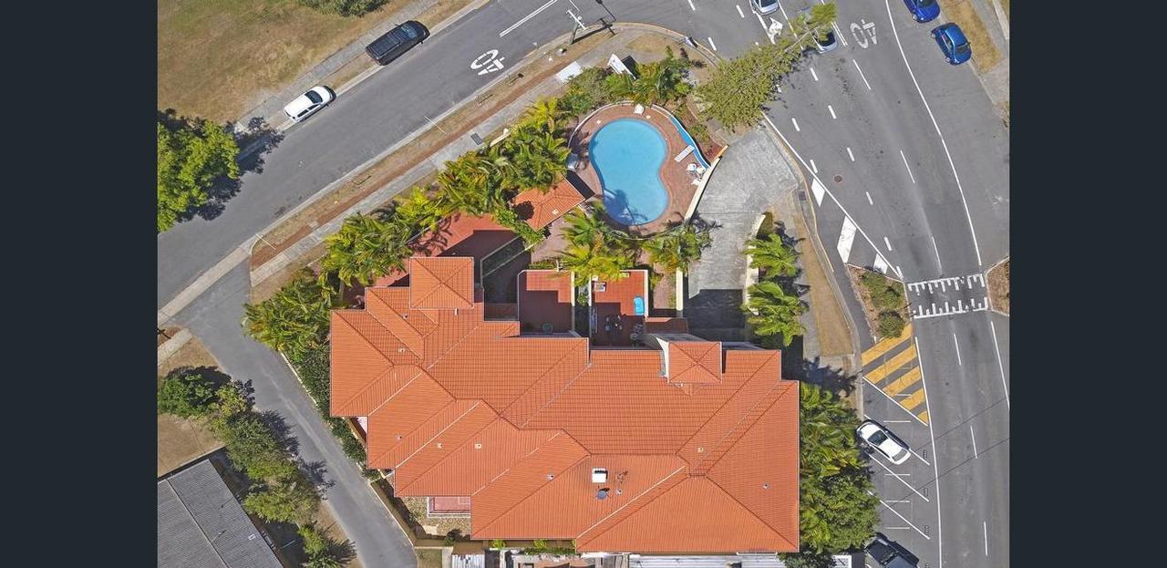 Koala Cove Holiday Apartments ゴールドコースト エクステリア 写真